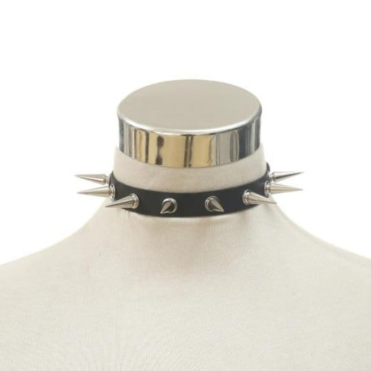 Choker Spiked - Ovniki