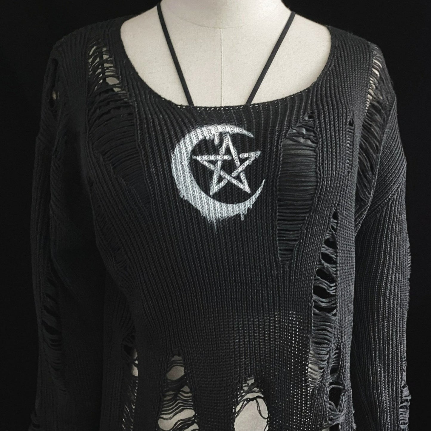 Sweater Black Wicca - Ovniki