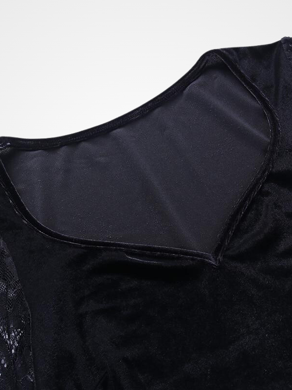 Gothic Lace Flare Sleeve Crop Top - ovniki