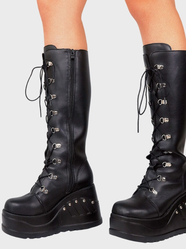 Boots Damballa