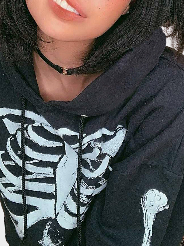 Women_s Short Skull Pattern Black Hoodie - Ovniki