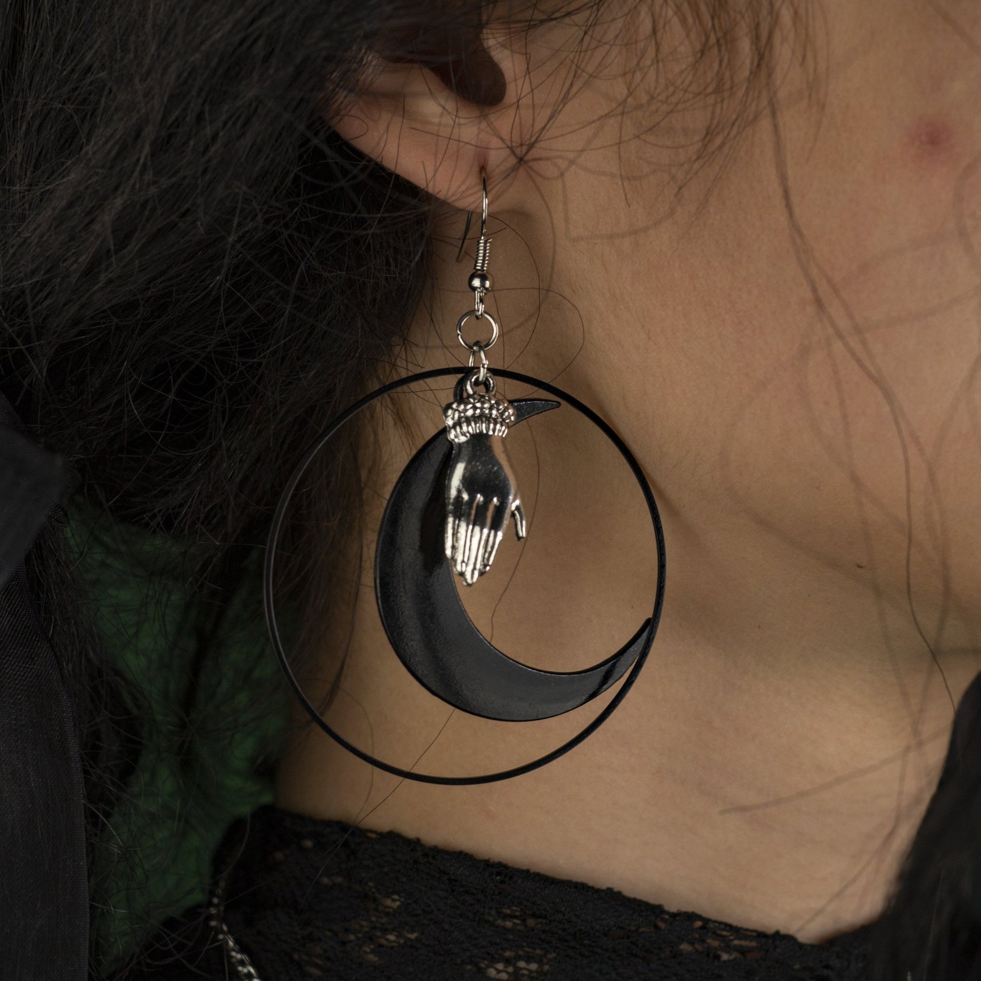 Earrings Chaeria Ringed Moon - Ovniki
