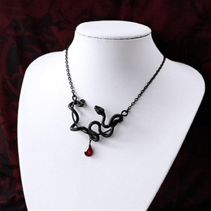 Necklace Viper Queen - Ovniki