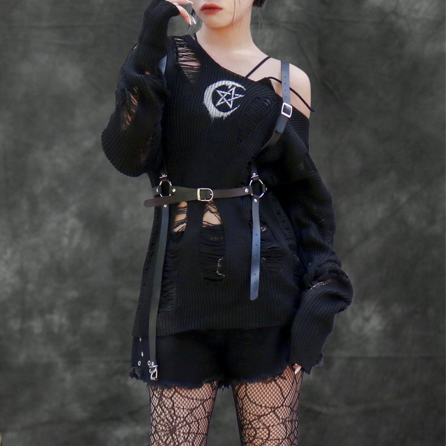 Sweater Black Wicca - Ovniki